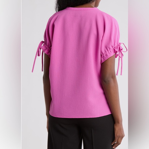 New! Bobeau Women's Pink “rosebud” Top with Tie Sleeves Size Medium - Picture 4 of 16